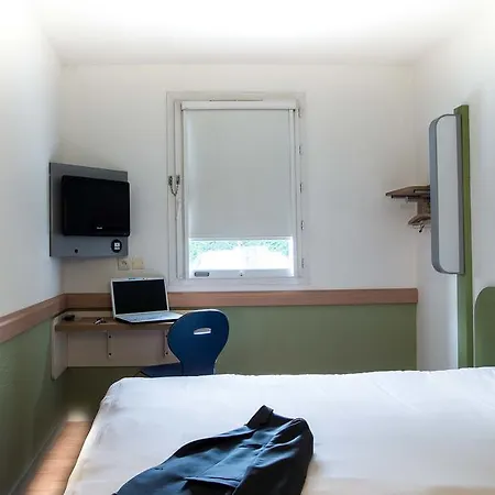 Ibis Budget 2*