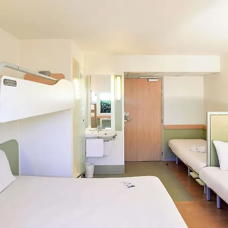 Ibis Budget 2*
